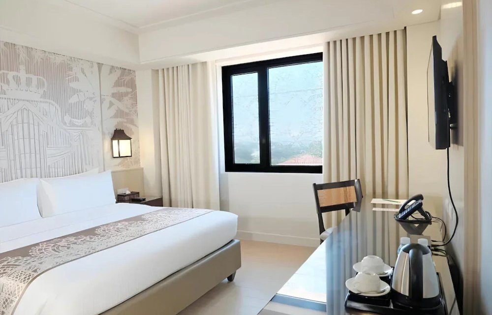 ROOMS_NAME Image
